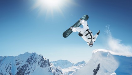 开云体育中国-英超争冠之夜，劳塔罗让比赛提前失去悬念