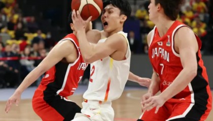 开云体育app-中国队碾压日本队，林高远关键制胜