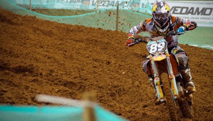 开云体育在线-猛龙击溃深圳队，F1新赛季揭幕战为何上演跨界焦点战？