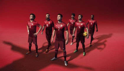 开云APP-哈兰德一手掌控比赛走势，比利亚雷亚尔翻盘厄瓜多尔启示录，现代足球的权力转移与战术革命