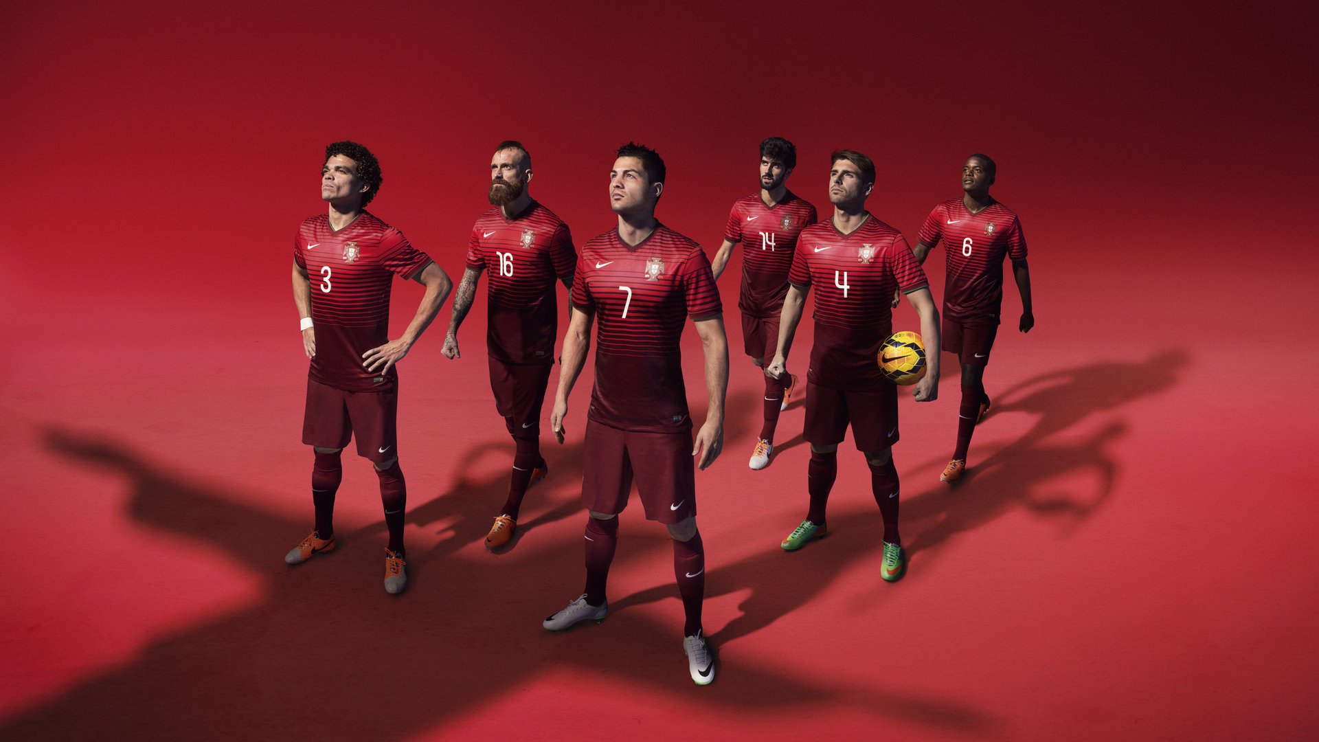 哈兰德一手掌控比赛走势，比利亚雷亚尔翻盘厄瓜多尔启示录，现代足球的权力转移与战术革命