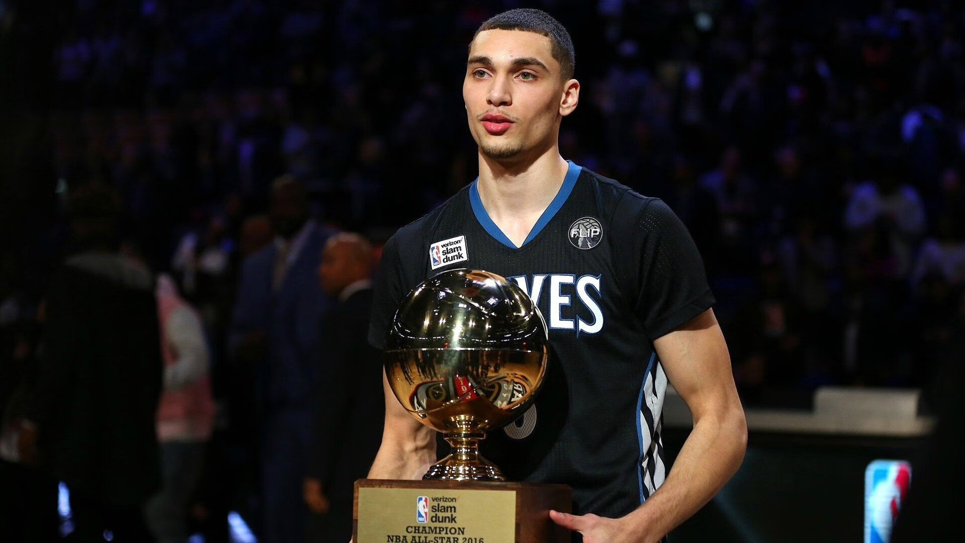 当哈利波特的魔法击碎绿军铁壁，数据狂潮下的NBA新纪元