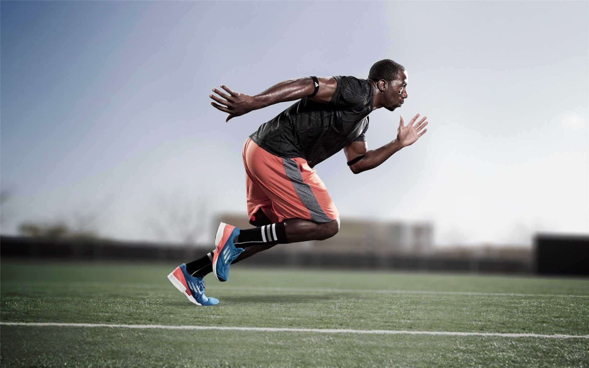 快船压制雄鹿,杜兰特在奥运周期关键战接管比赛