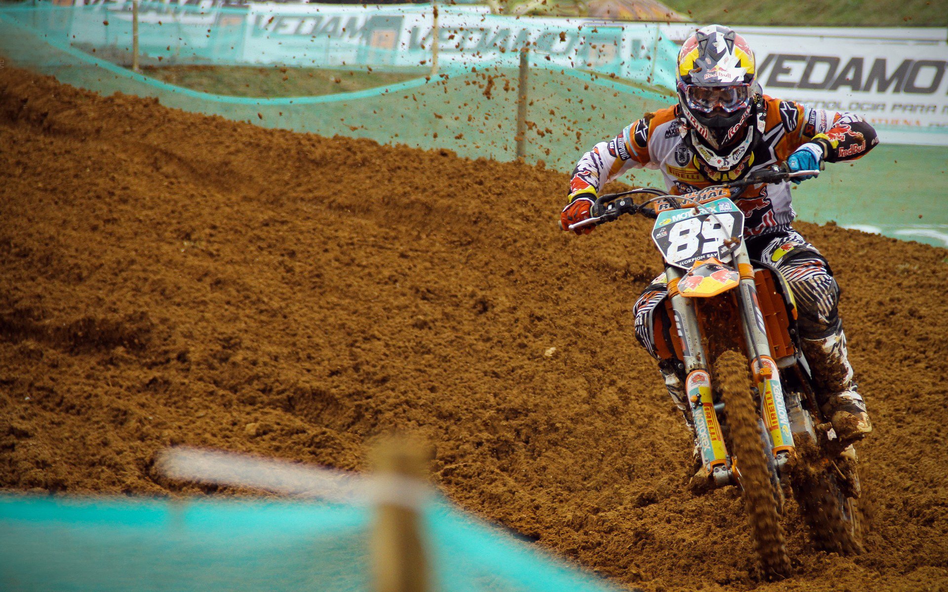 本泽马里程碑之夜，NBA季后赛的跨时空交响