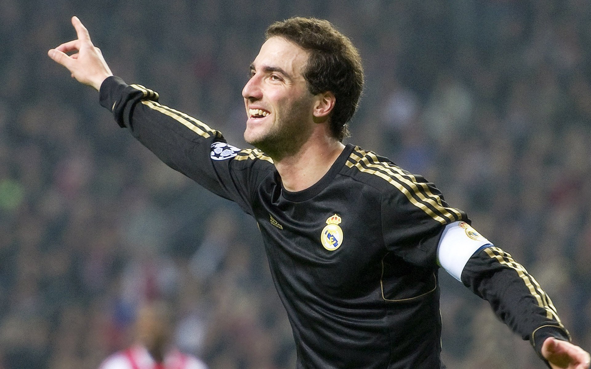 疾风知劲草,迪亚斯领衔哥伦比亚攻守风暴,力克日本夺世界杯头名之争